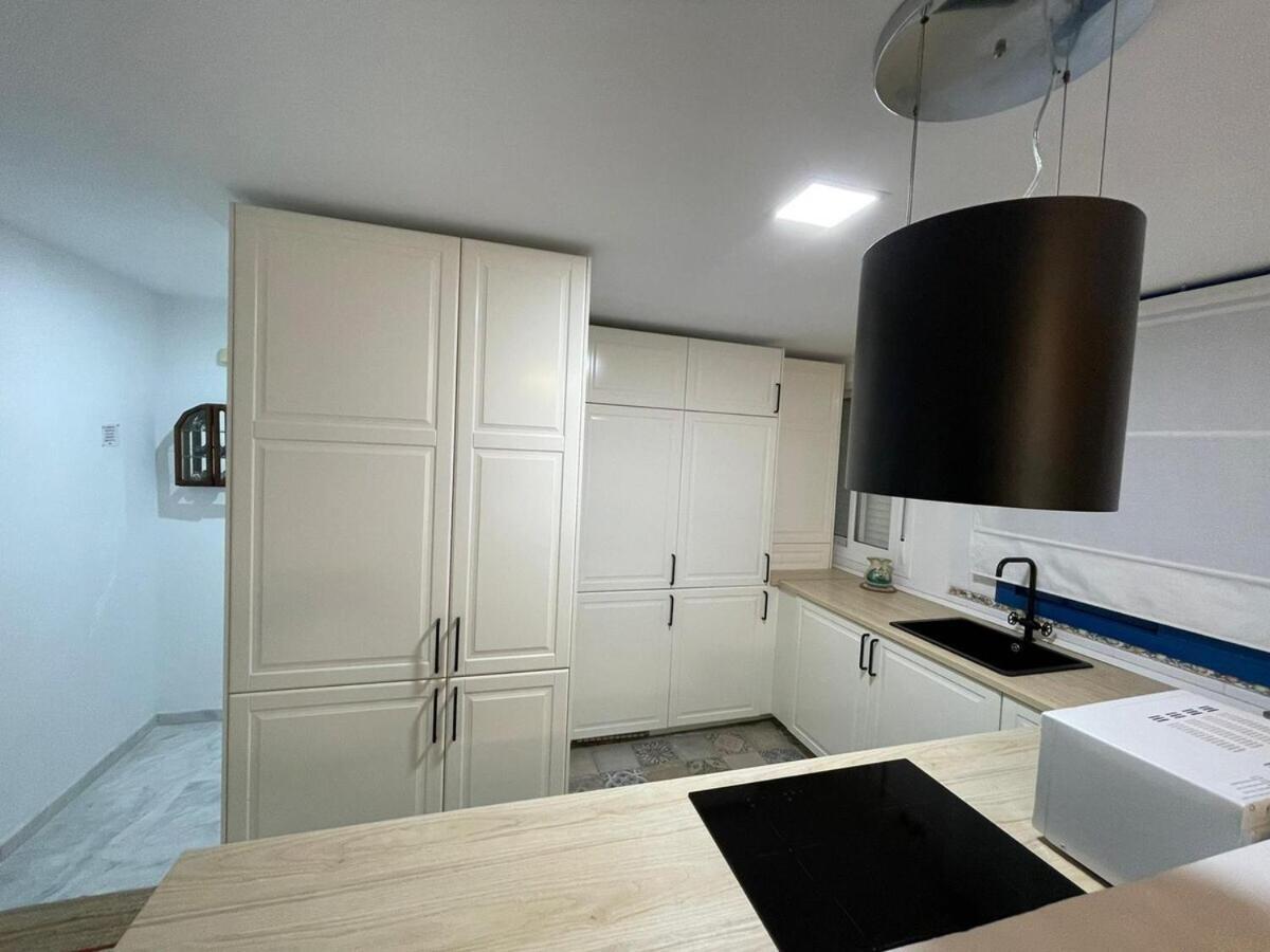 Calu Homes Cerca Playa De Huelin Malaga Exterior photo